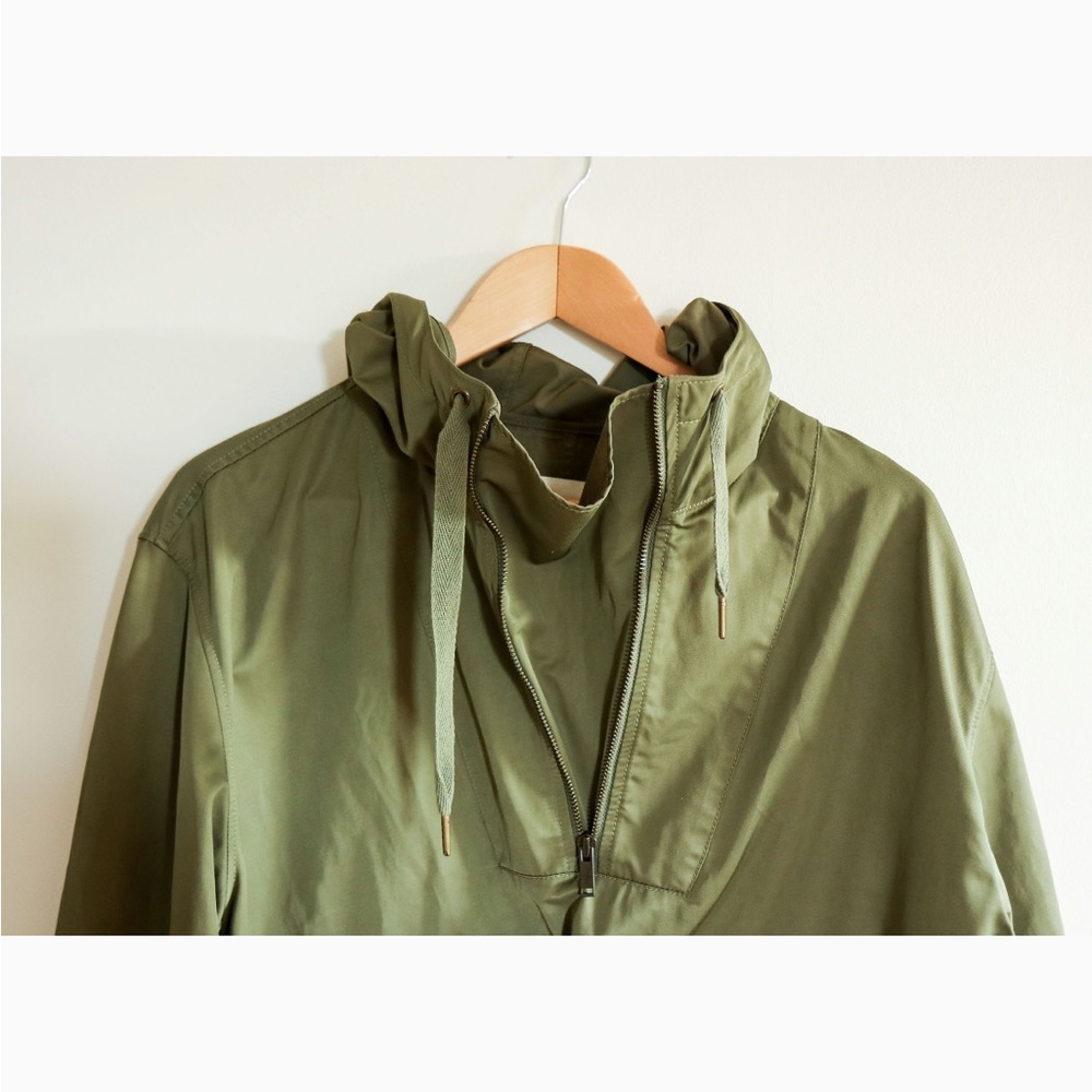 Gap Raincoat